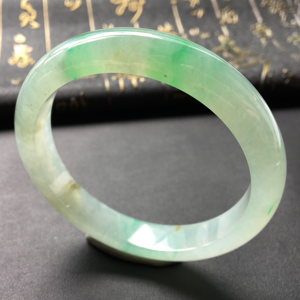 糯冰种飘翠手镯(57.6mm)