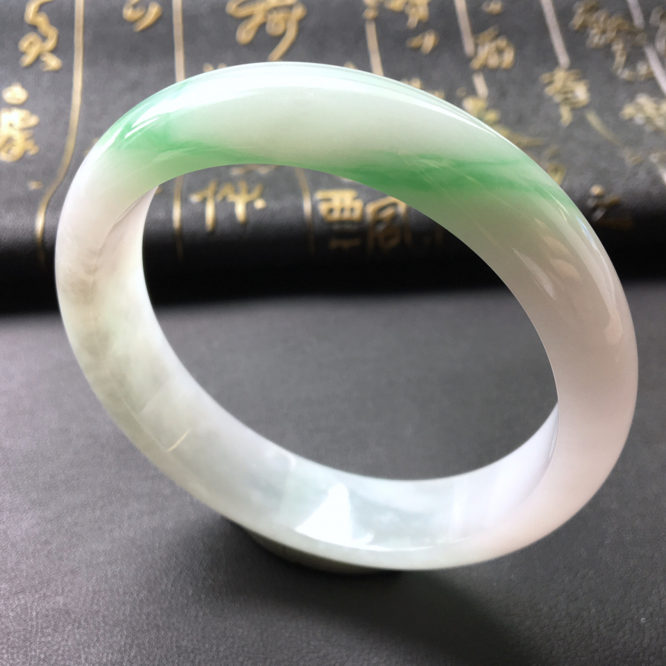 糯冰种飘花手镯(58mm)