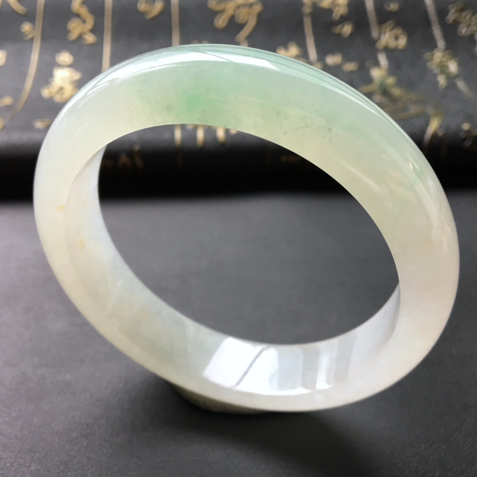 糯冰种晴水手镯(57.2mm)