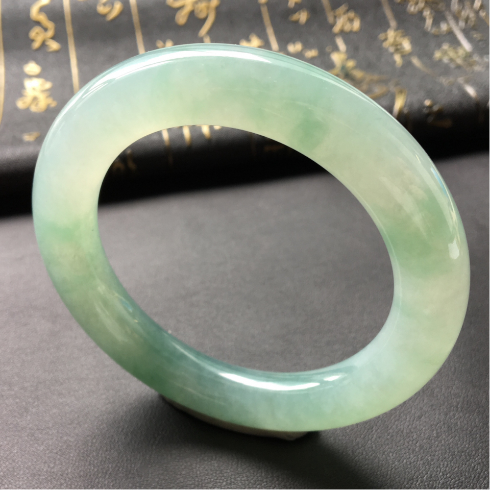 糯冰种晴水飘花圆条手镯(57mm)