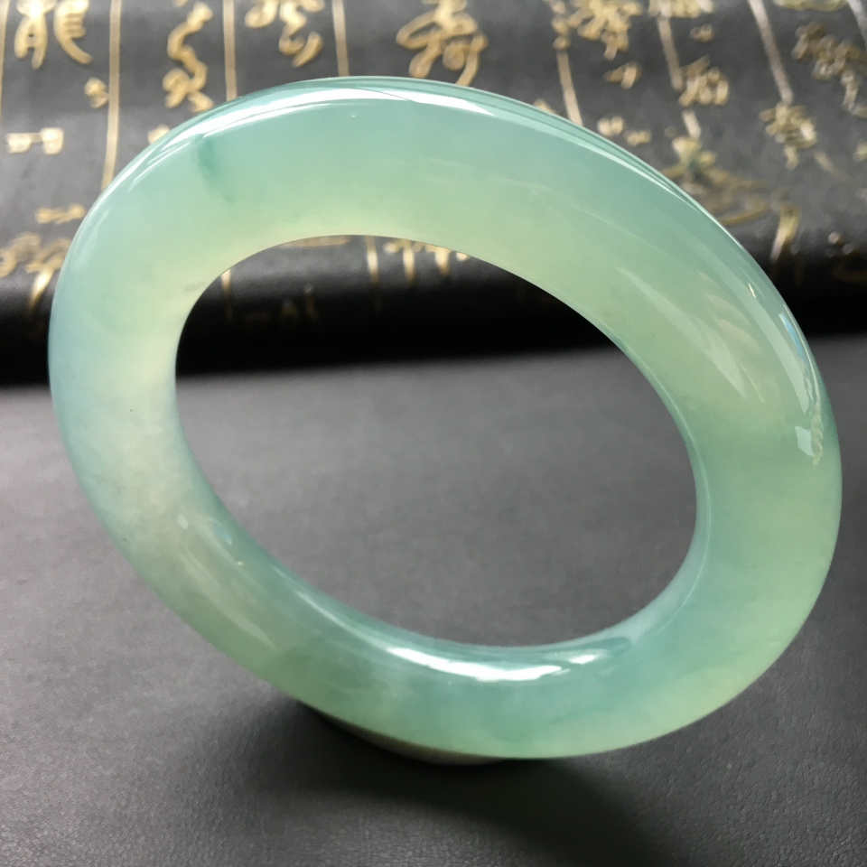 糯冰种晴水飘花圆条手镯(58.2mm)