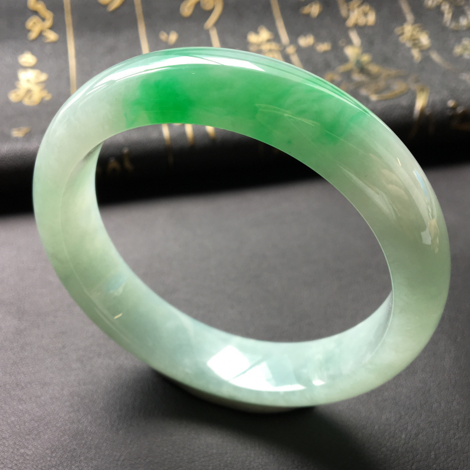 糯冰种飘翠手镯(56.4mm)