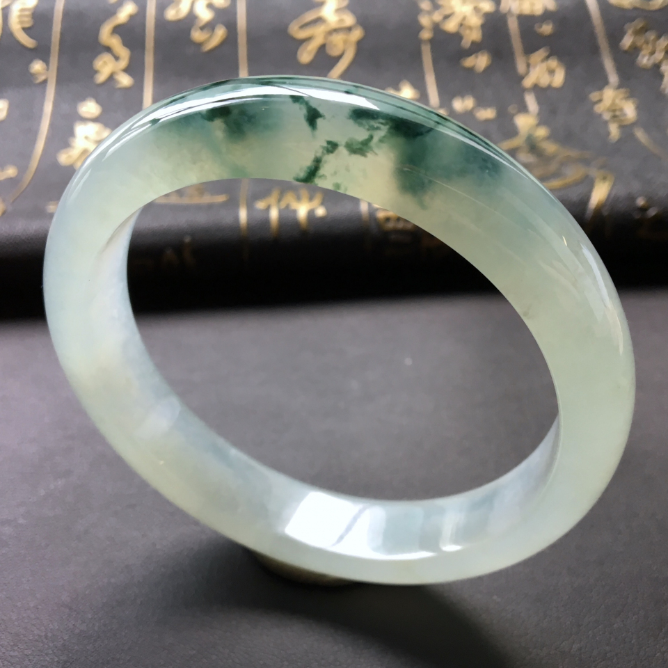 冰种飘花手镯(61.5mm)