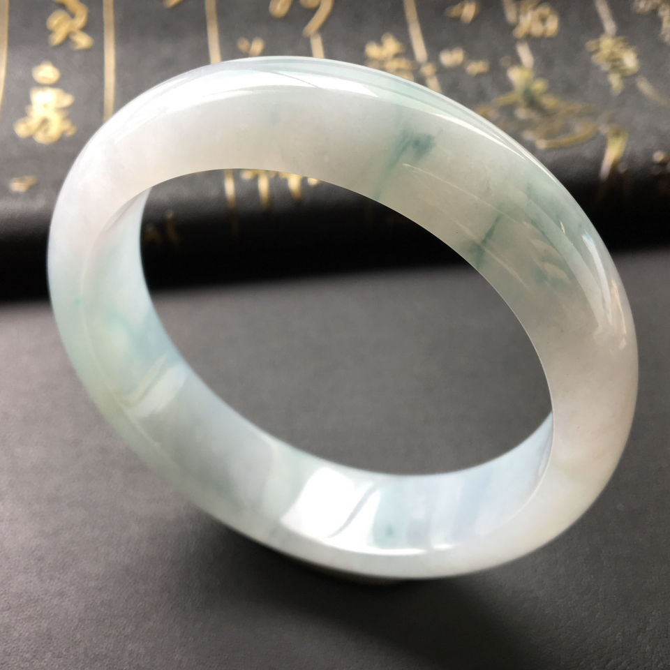 糯冰种飘花手镯(57.4mm)