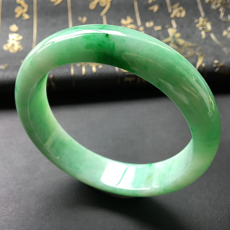 糯冰种飘翠手镯(59mm)