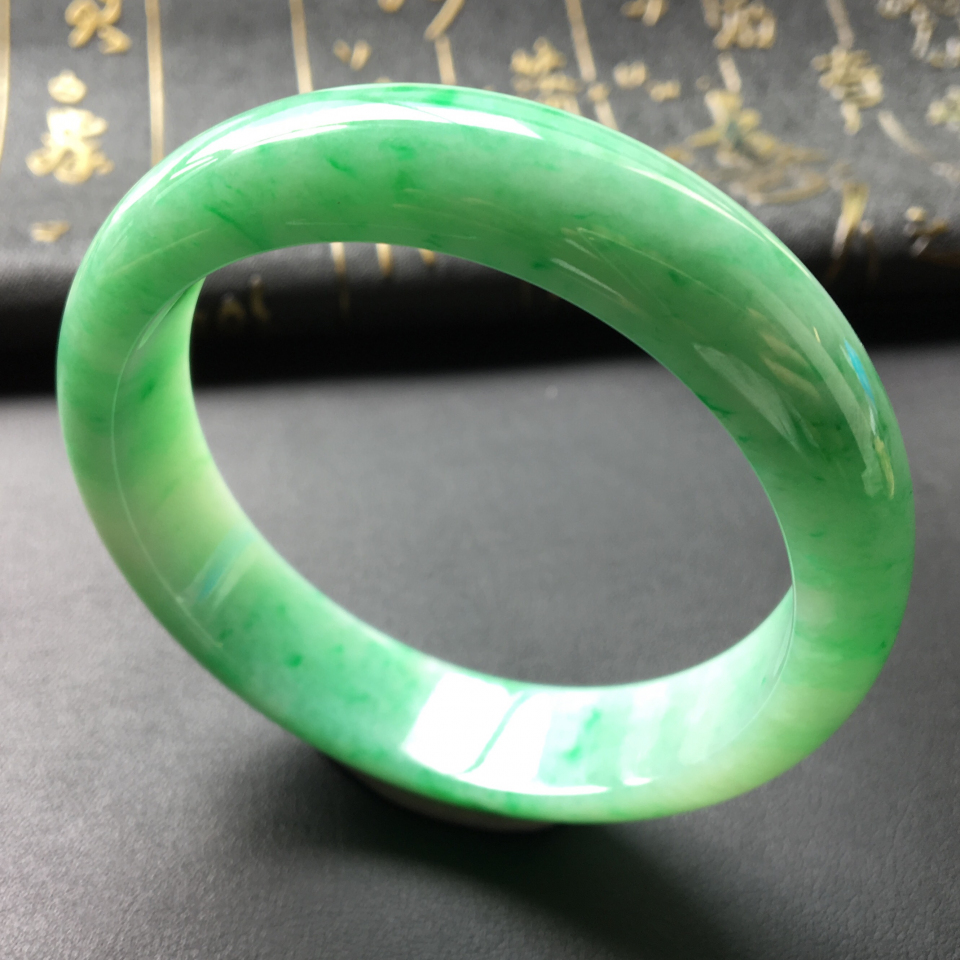 糯冰种飘翠手镯(58.5mm)