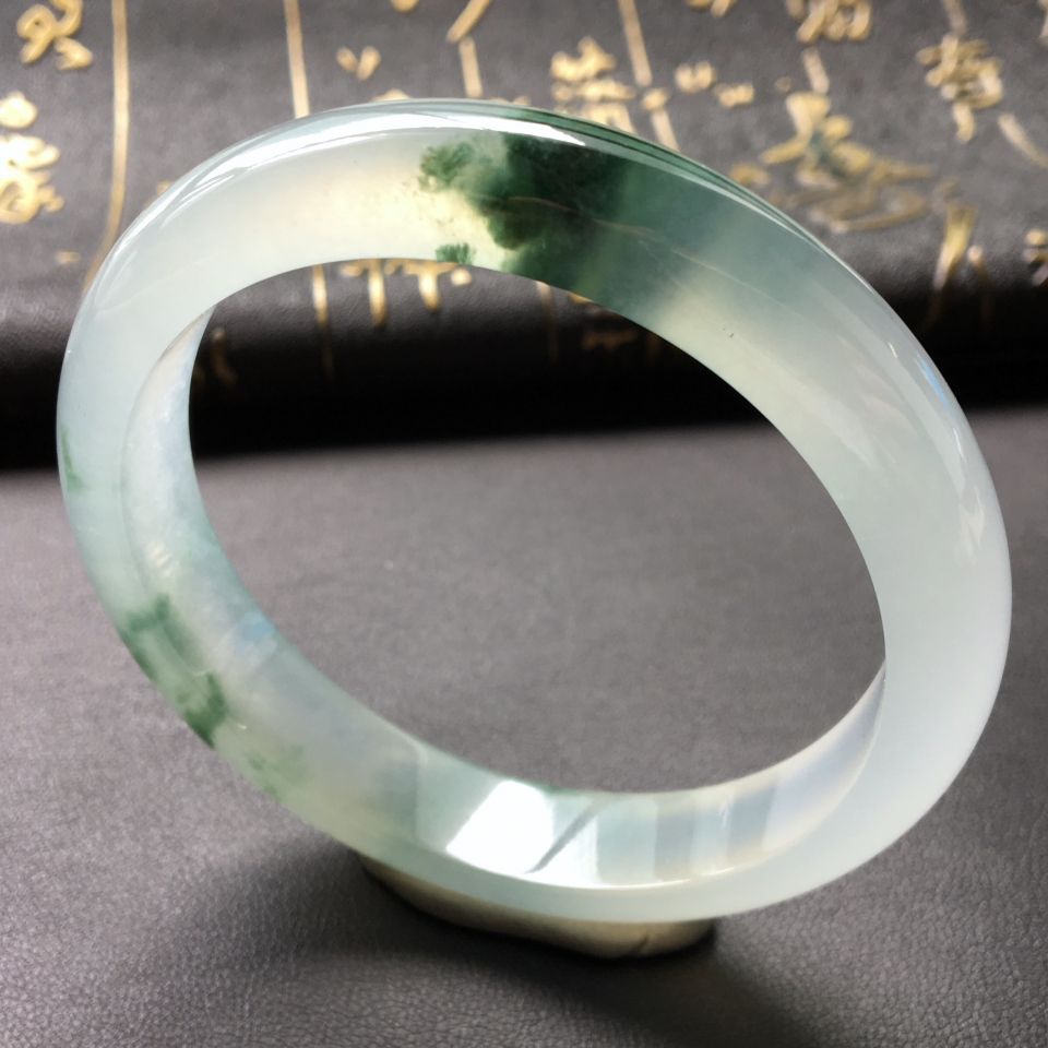 冰种飘花手镯(55.8mm)