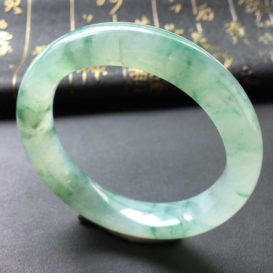 糯冰种飘花手镯(55.2mm)