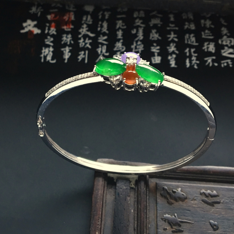 镶白金钻石冰种三彩贵妃镯（55mm-46mm）