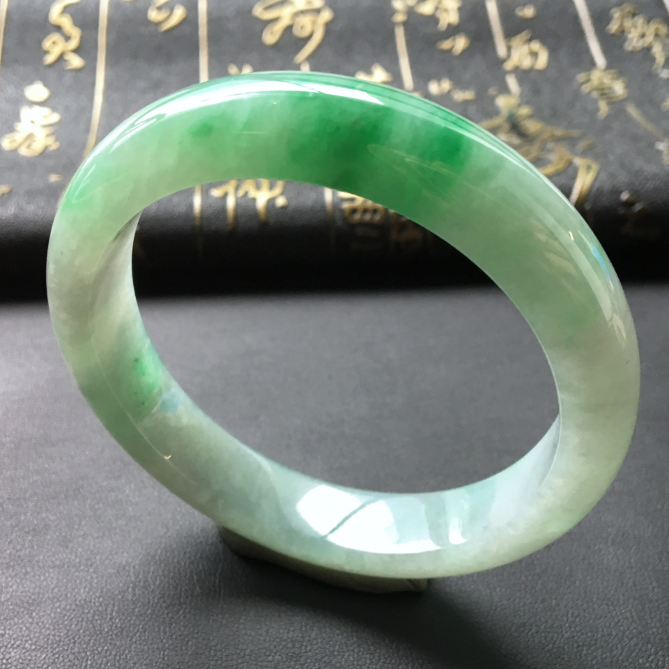 糯冰种飘翠手镯(56.4mm)