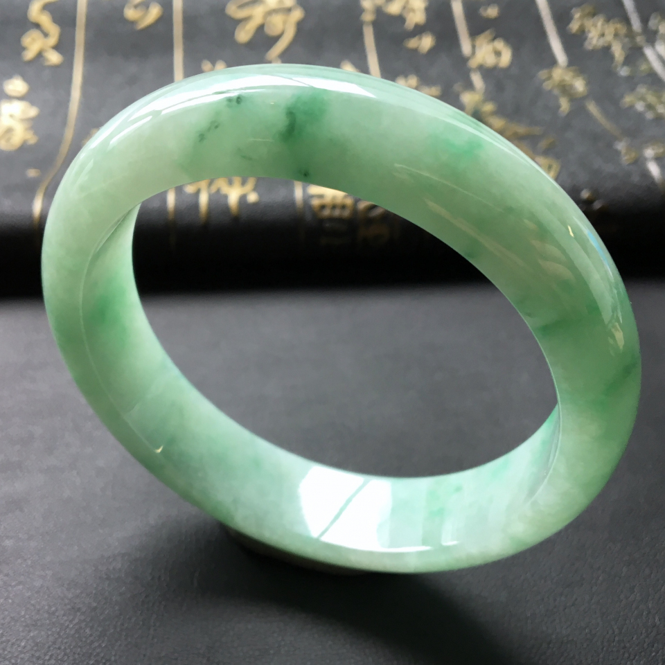 糯冰种飘花手镯(58.5mm)