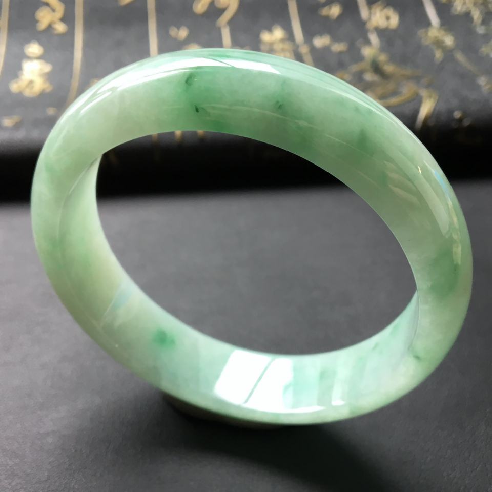 糯冰种飘花手镯(57.8mm)