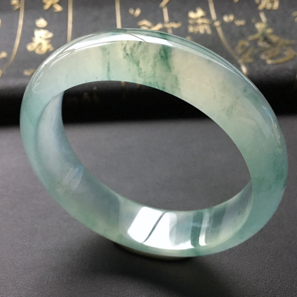 冰种飘花手镯(55.2mm)