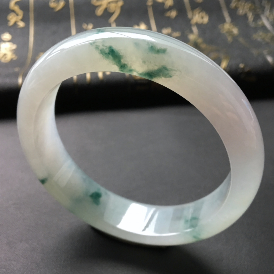 糯冰种飘花手镯(57mm)