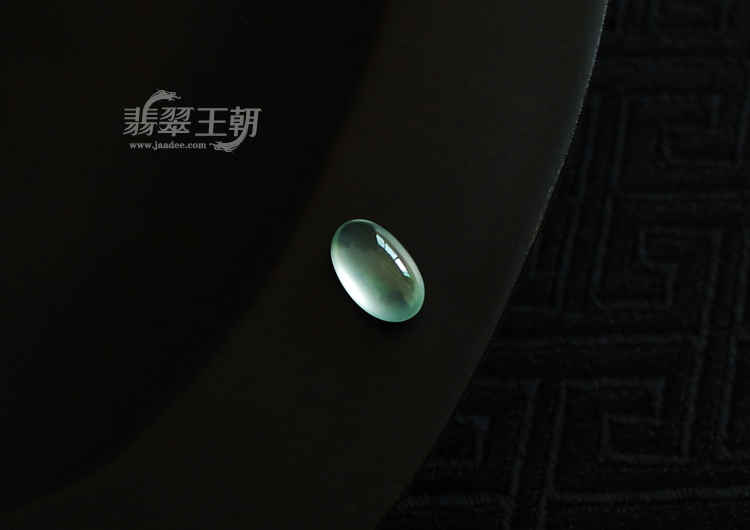 玻璃种晴水缅甸翡翠戒面