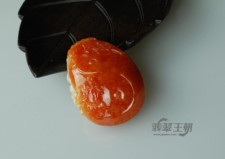 糯冰红翡缅甸翡翠龙凤太极挂件