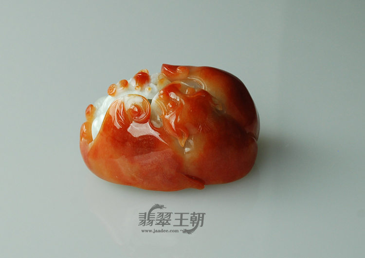 糯冰种红翡缅甸翡翠“富甲一方”手玩