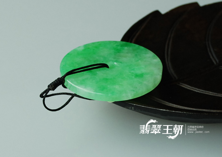 https://jdimg.jaadee.net//images/201101/goods_img/4096_P_1295046940677.jpg