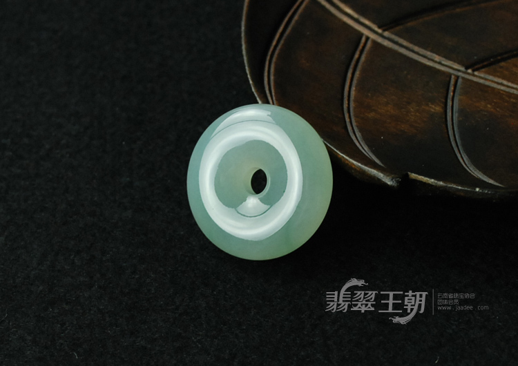 冰种晴水缅甸翡翠平安扣挂件