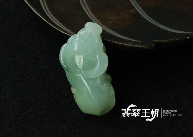 https://jdimg.jaadee.net//images/201101/goods_img/4190_P_1295733272798.jpg