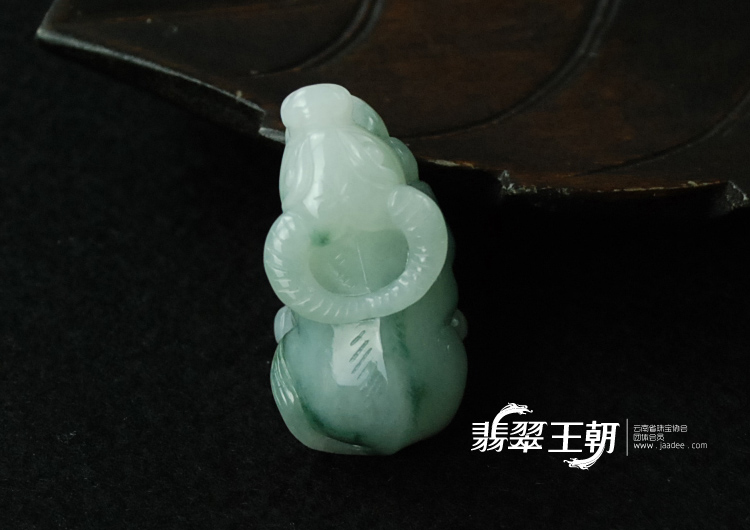https://jdimg.jaadee.net//images/201101/goods_img/4192_P_1295733794415.jpg