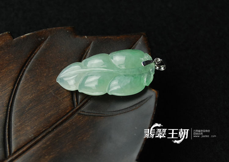 https://jdimg.jaadee.net//images/201101/goods_img/4199_P_1295891223396.jpg