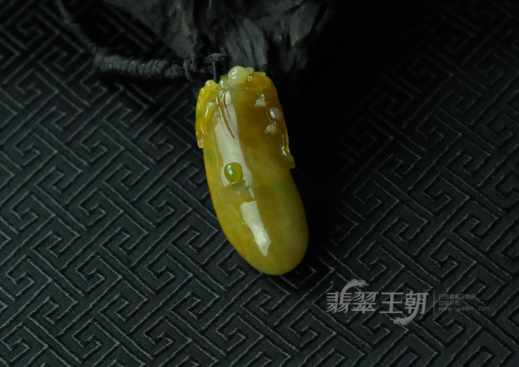 糯冰种黄加绿缅甸翡翠福瓜挂件