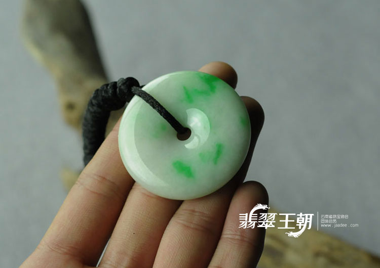 https://jdimg.jaadee.net//images/201102/goods_img/4297_P_1297905791980.jpg