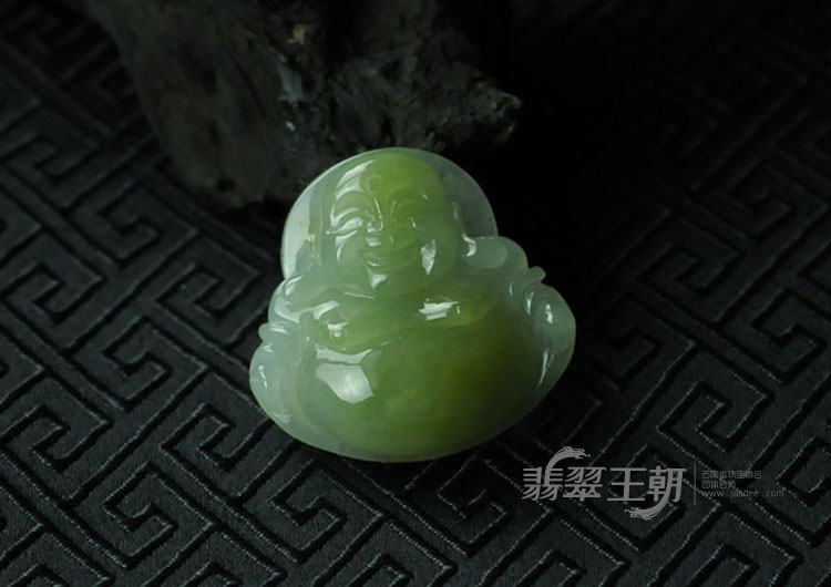 糯冰种晴水缅甸翡翠笑佛挂件