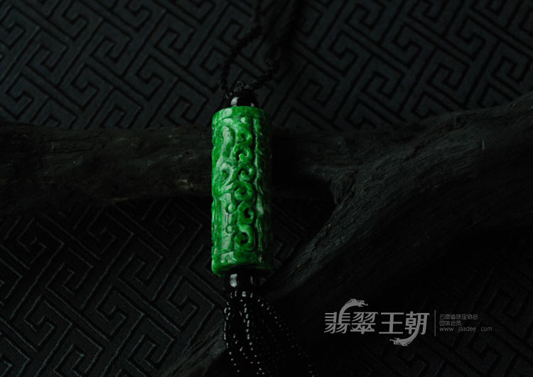 细糯种浓绿缅甸翡翠金钱如意柱挂件