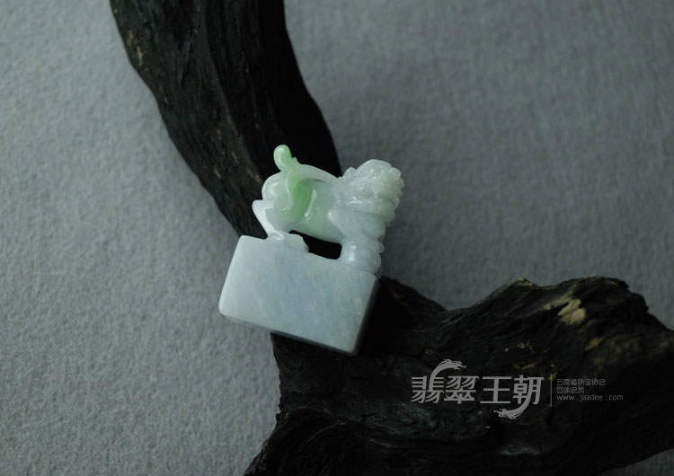 https://jdimg.jaadee.net//images/201102/goods_img/4348_P_1298336959664.jpg