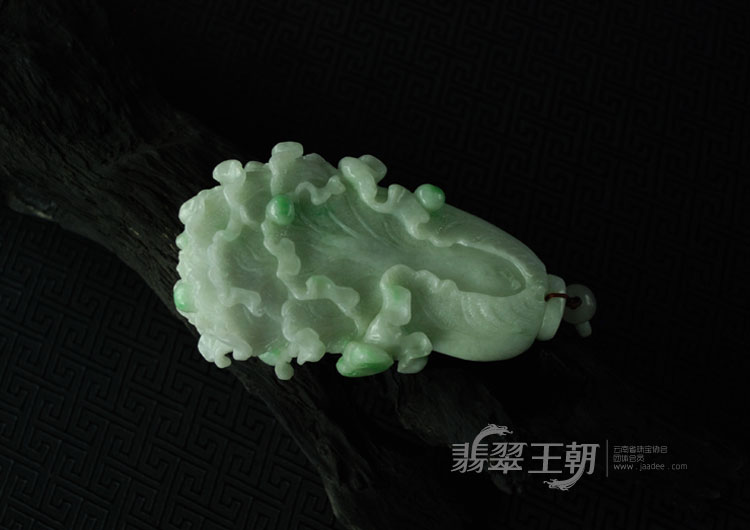 细糯种飘翠缅甸翡翠白菜手玩
