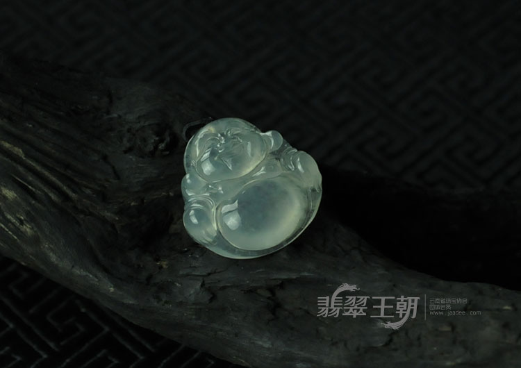 玻璃种缅甸翡翠玉佛挂件