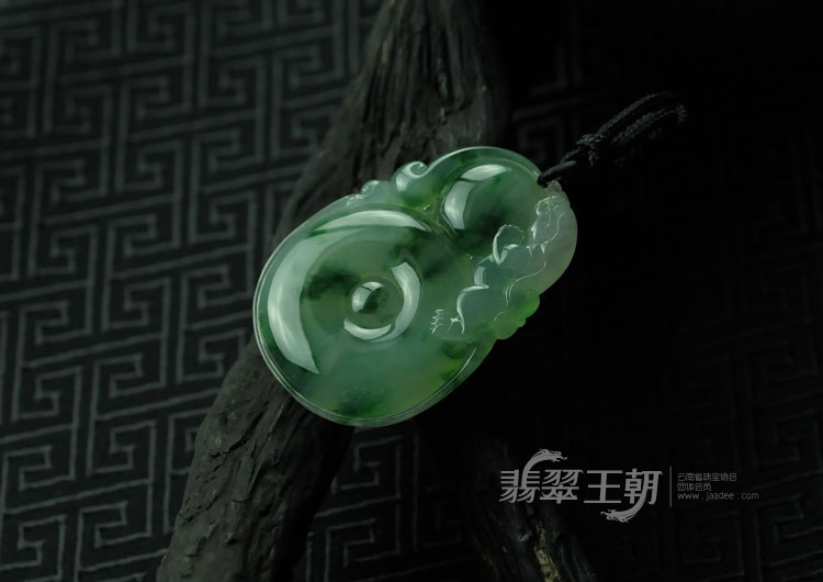 冰种飘花缅甸翡翠“福在眼前”挂件