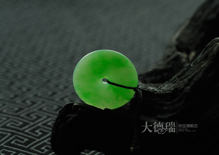 https://jdimg.jaadee.net//images/201103/goods_img/4465_P_1298917988688.jpg