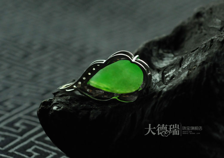 https://jdimg.jaadee.net//images/201103/goods_img/4469_P_1298919031564.jpg
