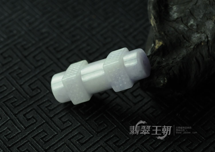 糯冰种紫罗兰缅甸翡翠玉钟挂件