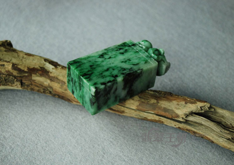 https://jdimg.jaadee.net//images/201103/goods_img/4533_P_1299104557452.jpg