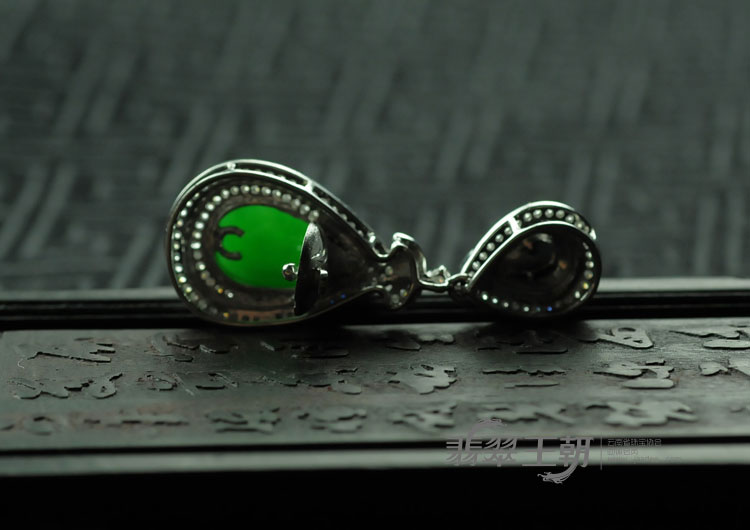 https://jdimg.jaadee.net//images/201103/goods_img/4672_P_1300053603849.jpg
