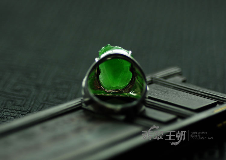 https://jdimg.jaadee.net//images/201103/goods_img/4733_P_1300232277785.jpg
