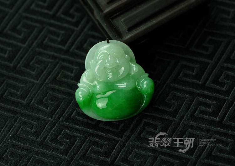 糯冰种正阳绿缅甸翡翠玉佛挂件