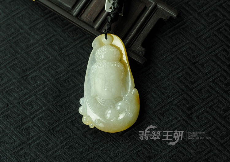糯冰种黄翡缅甸翡翠观音头挂件