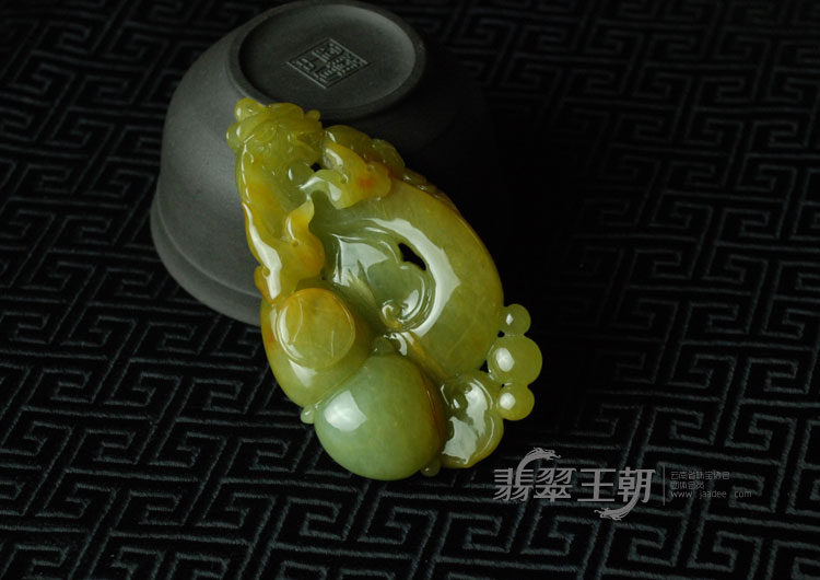 糯冰种黄翡缅甸翡翠福禄寿挂件