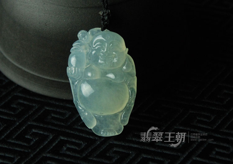 冰种缅甸翡翠逍遥佛挂件