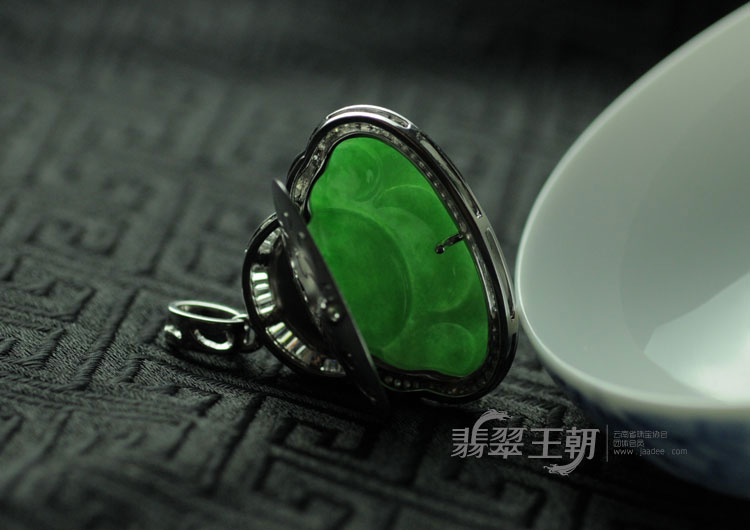 https://jdimg.jaadee.net//images/201103/goods_img/4900_P_1301001077757.jpg