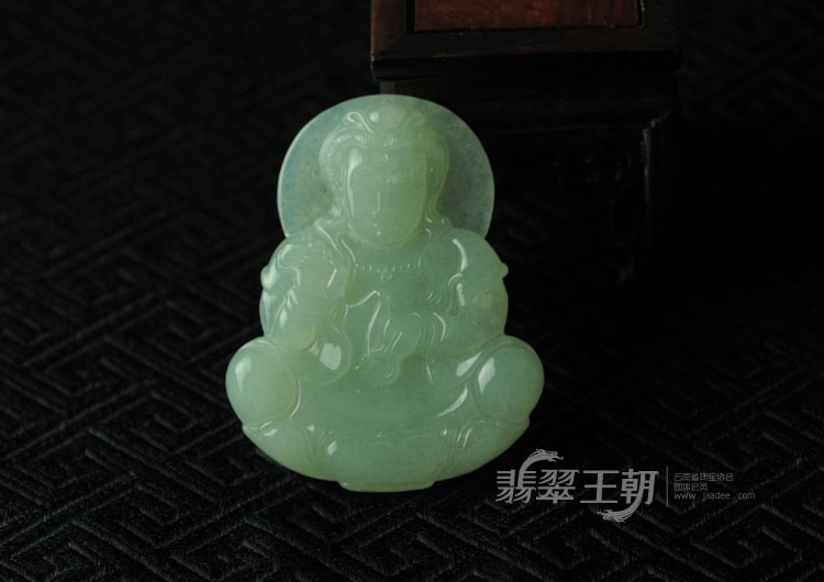 细糯种晴水缅甸翡翠观音挂件