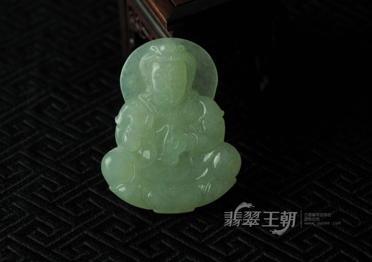 细糯种晴水缅甸翡翠观音挂件
