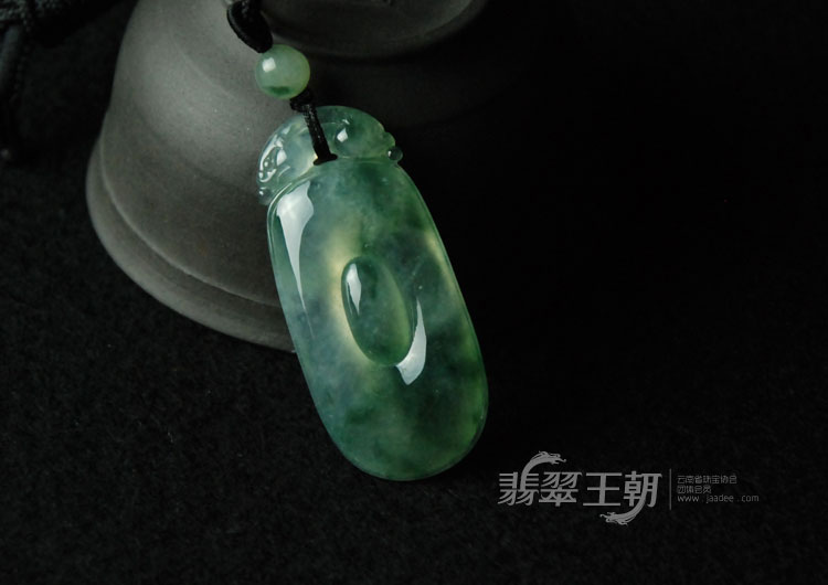 冰种飘花缅甸翡翠福在眼前挂件