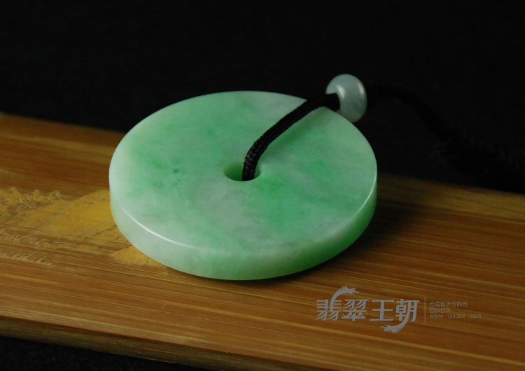 https://jdimg.jaadee.net//images/201103/goods_img/4912_P_1301081887143.jpg