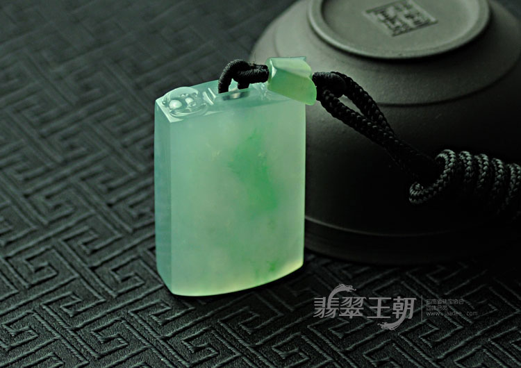 https://jdimg.jaadee.net//images/201103/goods_img/4924_P_1301348811304.jpg
